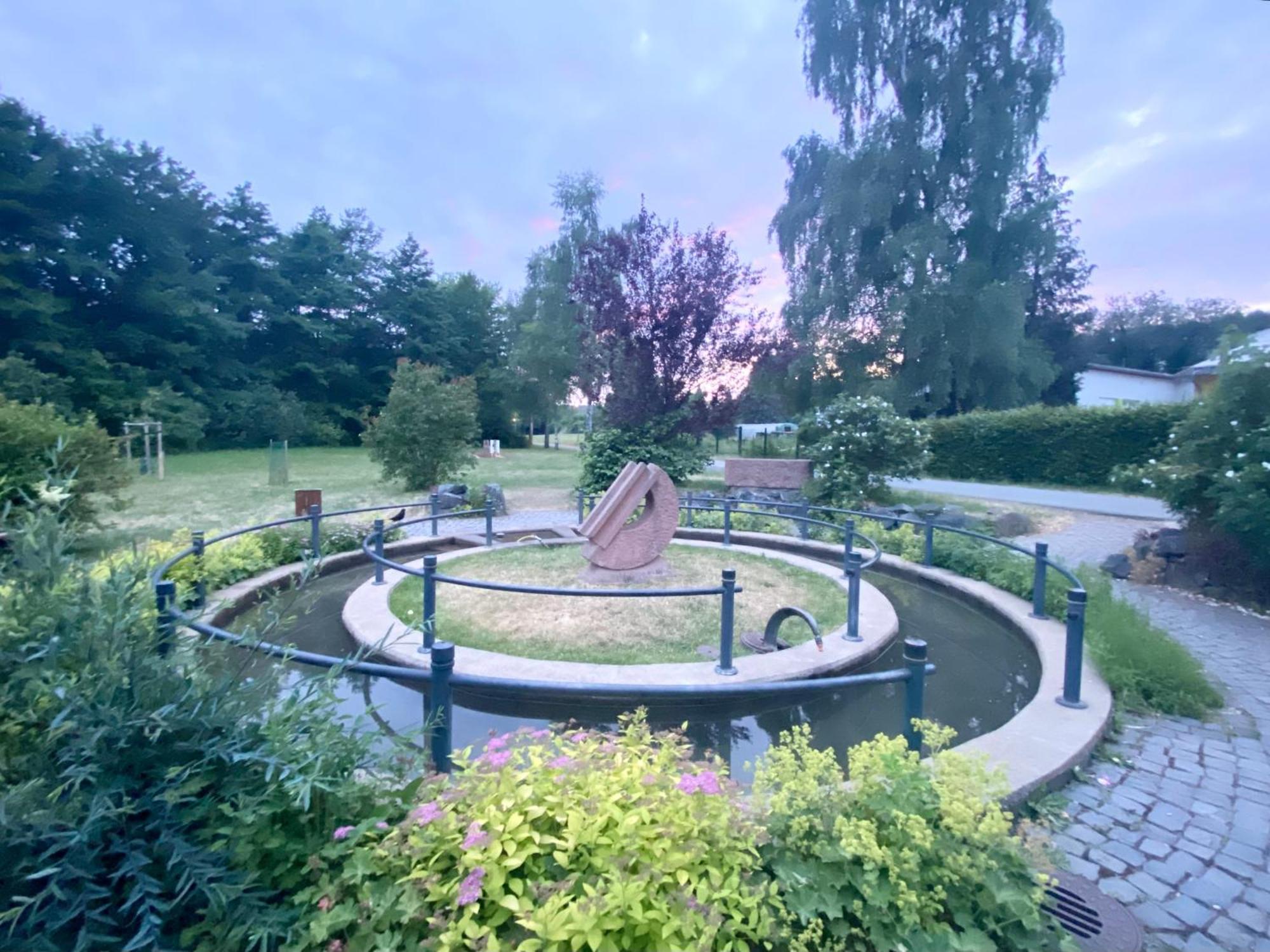 Fruehstueckspension Zur Krone Bad Endbach Экстерьер фото